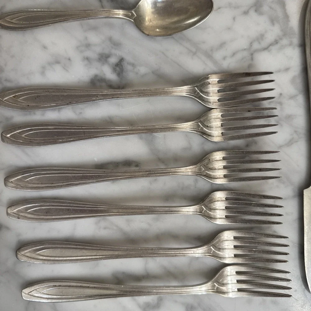 International Silver SILHOUETTE Stainless Steel Flatware-42 Piece-6 Pc Pl